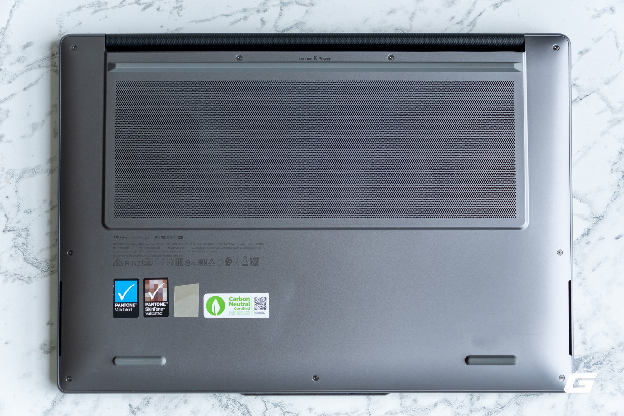 Đ&aacute;nh gi&aacute; Lenovo Yoga Pro 7i 2026: Aura Edition kh&ocirc;ng chỉ l&agrave; t&ecirc;n gọi - &ldquo;c&aacute;i bắt tay&rdquo; giữa Intel v&agrave; Lenovo sau ba năm đ&atilde; ra sao? - Ảnh 11.