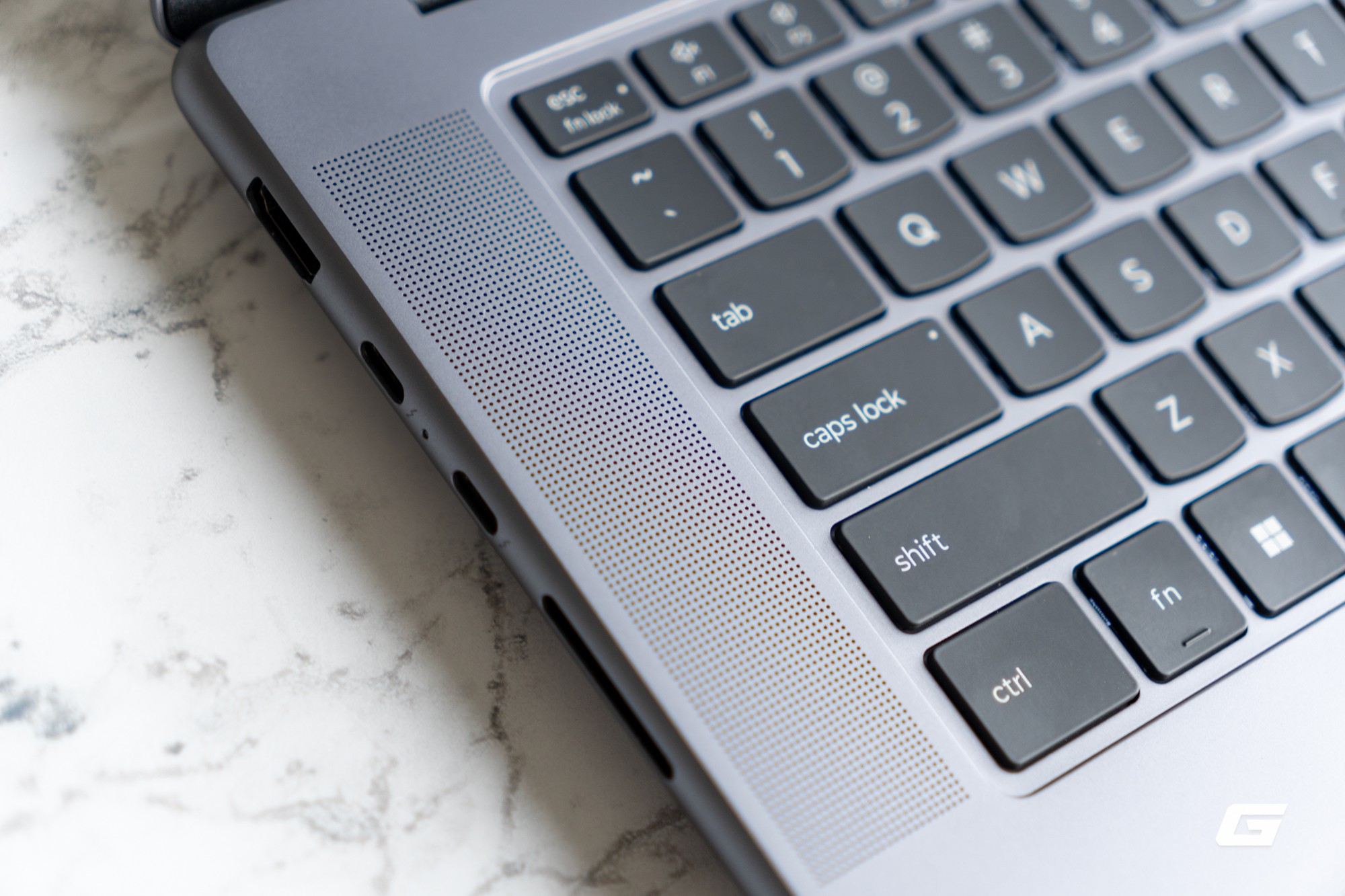 Đ&aacute;nh gi&aacute; Lenovo Yoga Pro 7i 2026: Aura Edition kh&ocirc;ng chỉ l&agrave; t&ecirc;n gọi - &ldquo;c&aacute;i bắt tay&rdquo; giữa Intel v&agrave; Lenovo sau ba năm đ&atilde; ra sao? - Ảnh 6.