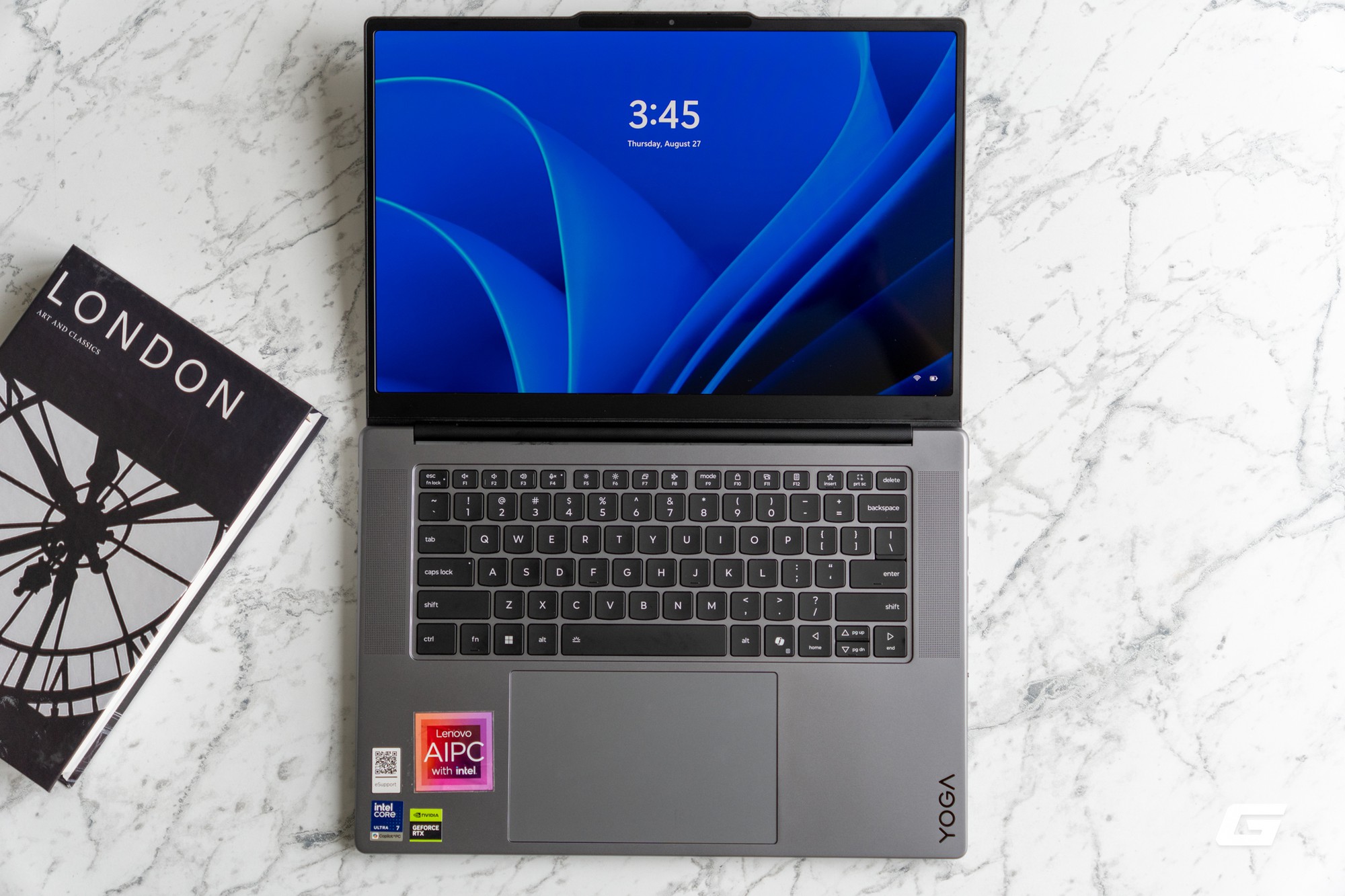 Đ&aacute;nh gi&aacute; Lenovo Yoga Pro 7i 2026: Aura Edition kh&ocirc;ng chỉ l&agrave; t&ecirc;n gọi - &ldquo;c&aacute;i bắt tay&rdquo; giữa Intel v&agrave; Lenovo sau ba năm đ&atilde; ra sao? - Ảnh 21.