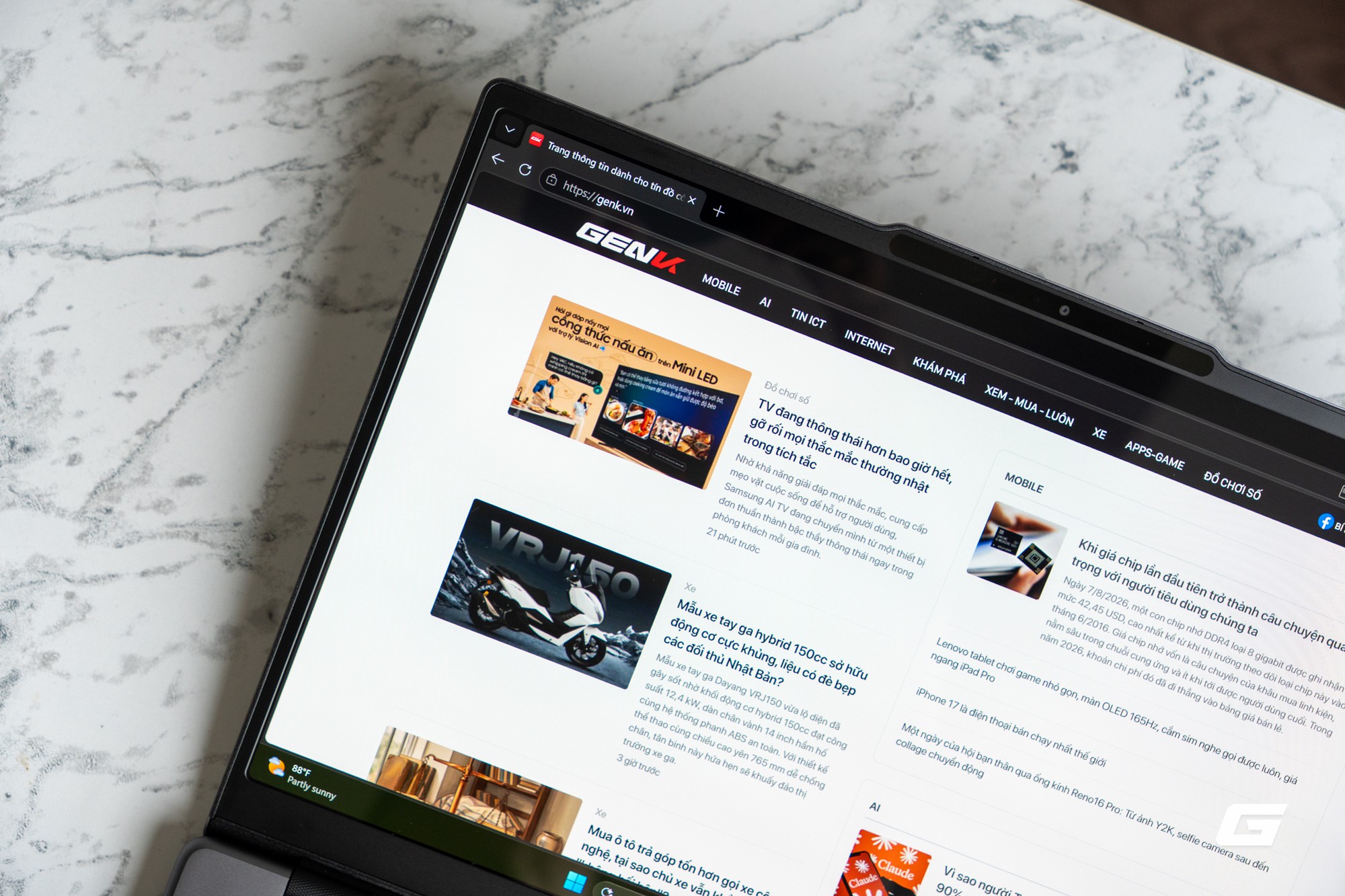 Đ&aacute;nh gi&aacute; Lenovo Yoga Pro 7i 2026: Aura Edition kh&ocirc;ng chỉ l&agrave; t&ecirc;n gọi - &ldquo;c&aacute;i bắt tay&rdquo; giữa Intel v&agrave; Lenovo sau ba năm đ&atilde; ra sao? - Ảnh 19.