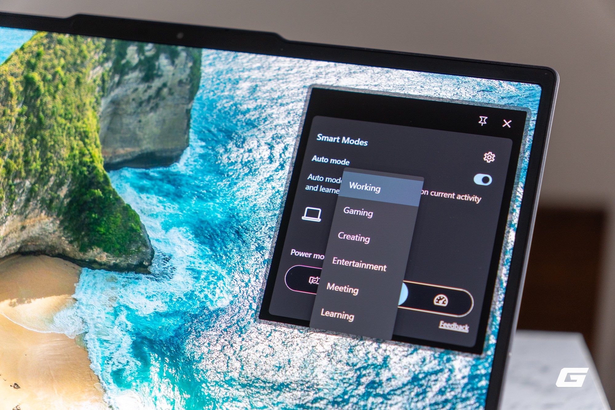 Đ&aacute;nh gi&aacute; Lenovo Yoga Pro 7i 2026: Aura Edition kh&ocirc;ng chỉ l&agrave; t&ecirc;n gọi - &ldquo;c&aacute;i bắt tay&rdquo; giữa Intel v&agrave; Lenovo sau ba năm đ&atilde; ra sao? - Ảnh 27.