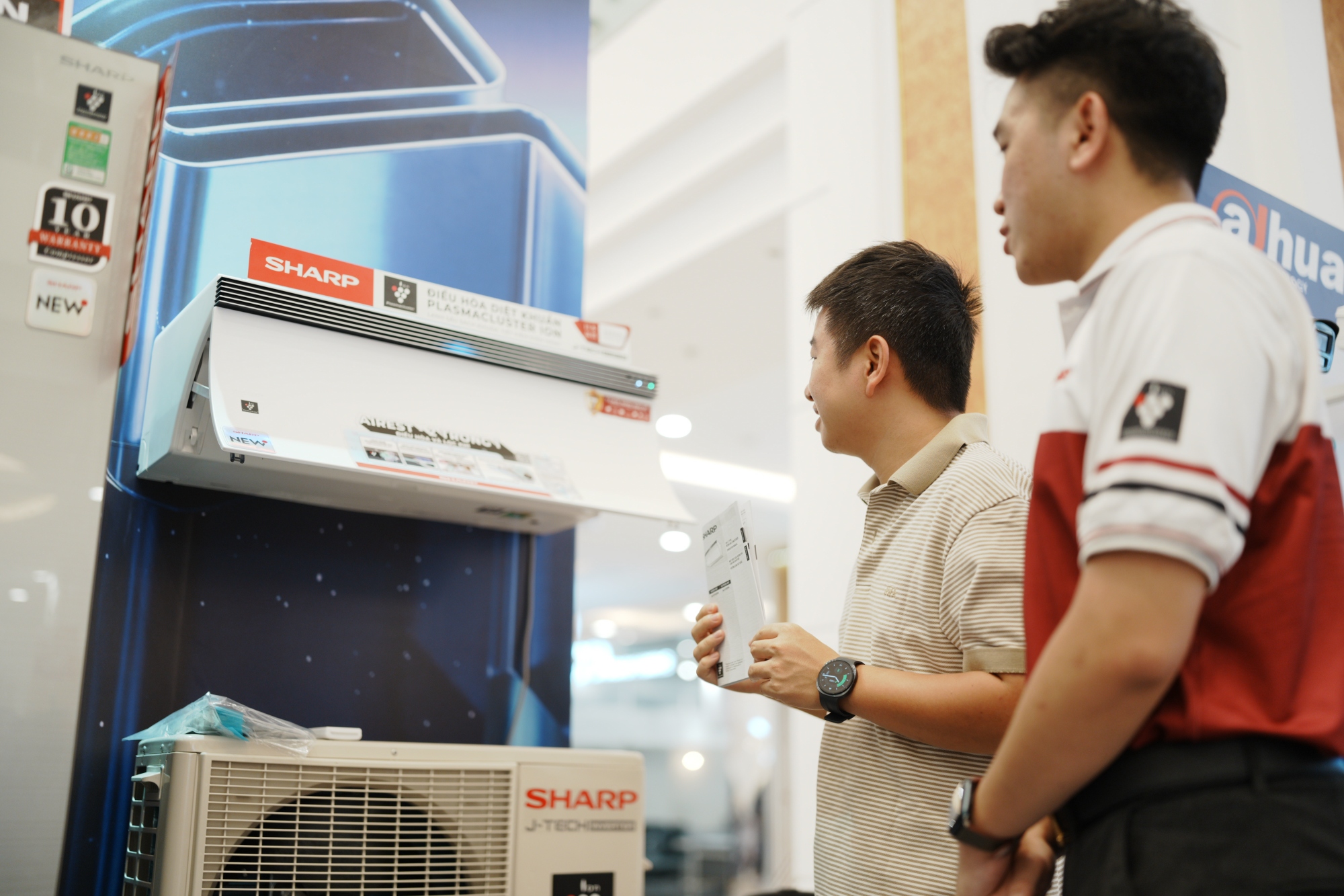 Gallery - Sôi động Better Lab ngày đầu: Người dùng trực tiếp trải nghiệm Sharp, Dahua, MUTOSI cùng các KOL công nghệ - image 18