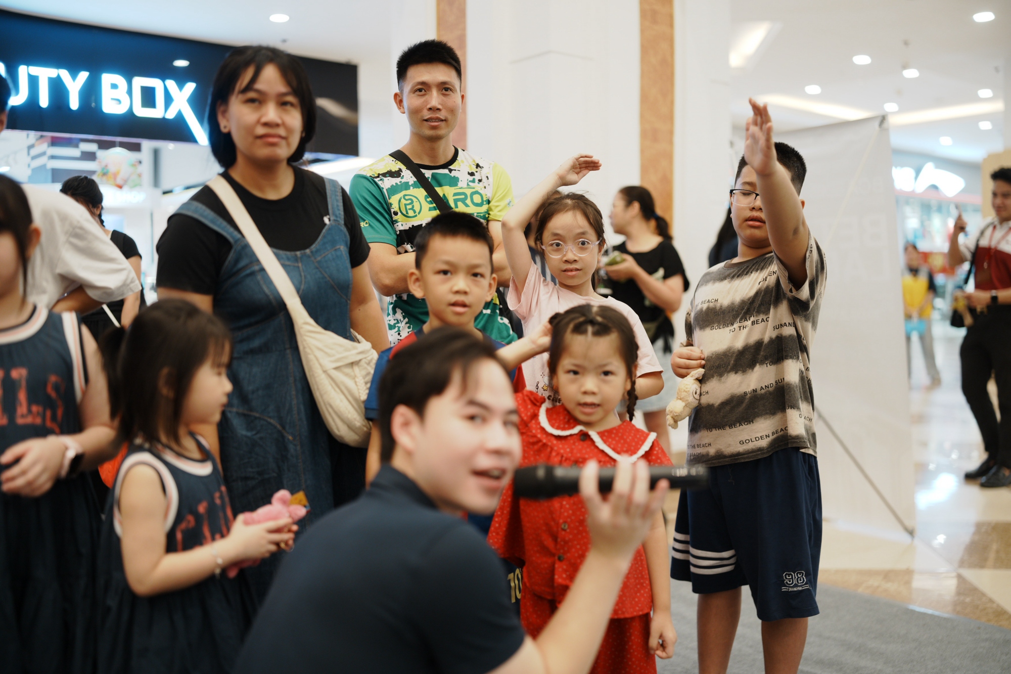 Gallery - Sôi động Better Lab ngày đầu: Người dùng trực tiếp trải nghiệm Sharp, Dahua, MUTOSI cùng các KOL công nghệ - image 38