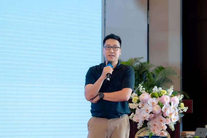 Thao t&uacute;ng tương t&aacute;c mạng x&atilde; hội bằng phonefarm t&iacute;ch hợp AI ng&agrave;y c&agrave;ng tinh vi- Ảnh 1.