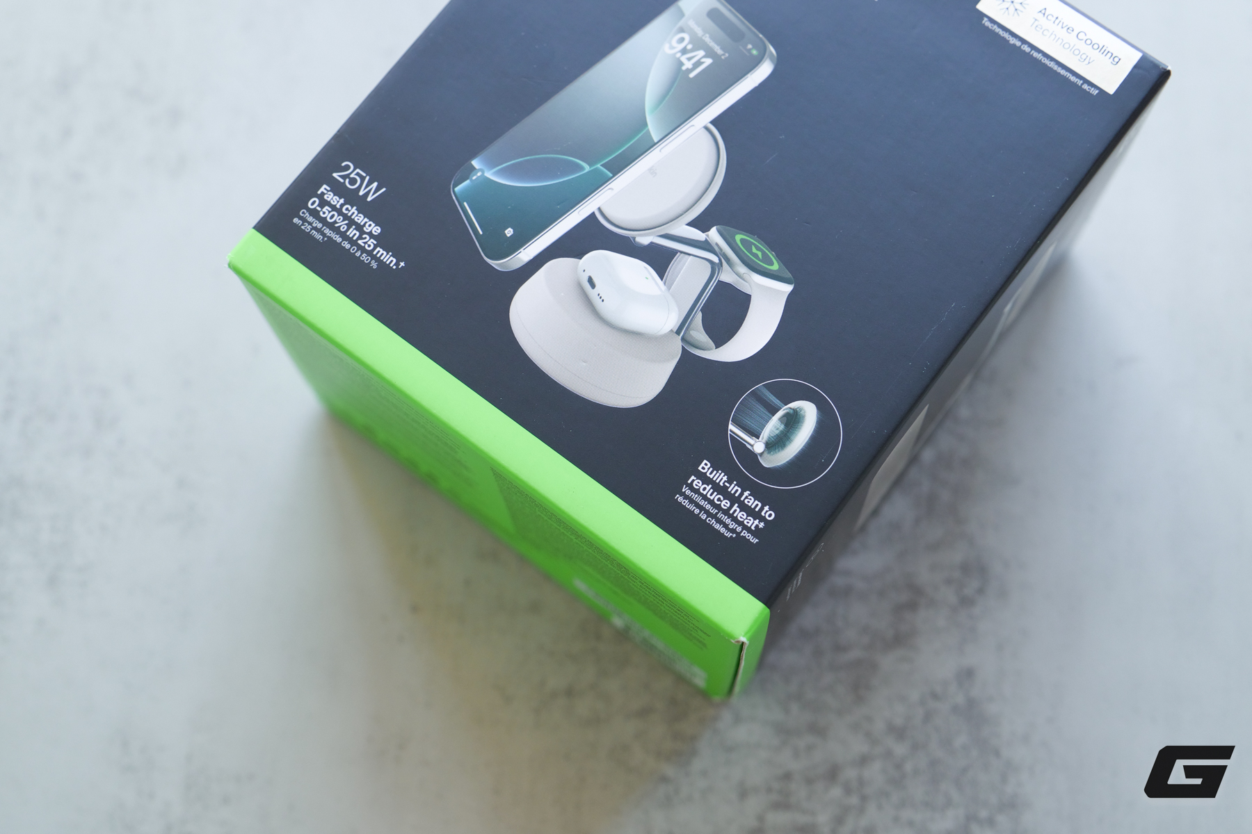 Tr&ecirc;n tay bộ đ&ocirc;i Belkin UltraCharge &ldquo;c&acirc;n&rdquo; cả bộ ba nh&agrave; T&aacute;o: c&aacute;i th&igrave; gập gọn cho du lịch, c&aacute;i lại c&oacute; tản nhiệt m&aacute;t rượi c&agrave;y phim v&ocirc; tư - Ảnh 2.