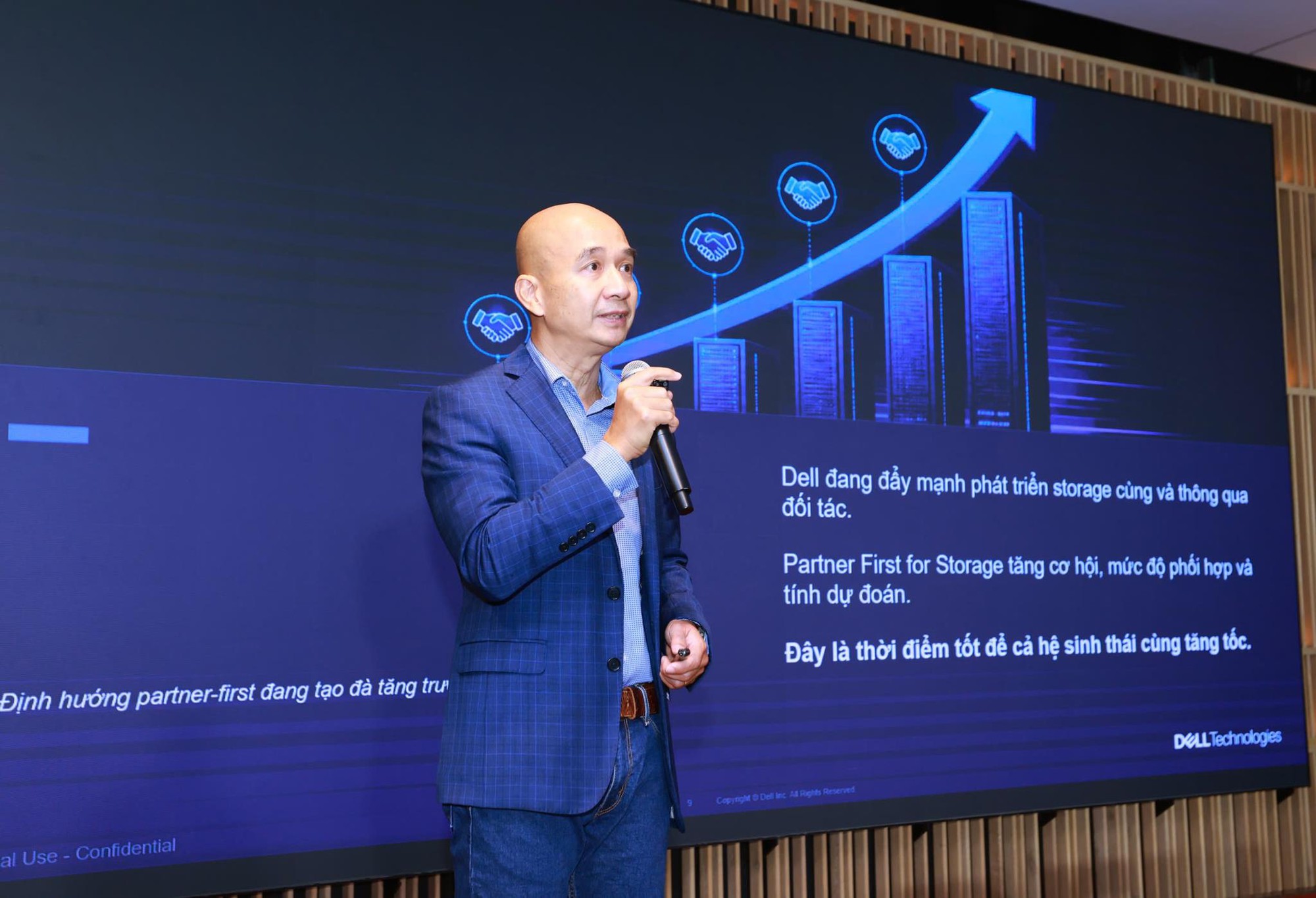 IDC Group v&agrave; Dell Technologies đ&aacute;nh dấu 20 năm hợp t&aacute;c bằng danh mục ph&acirc;n phối to&agrave;n diện - Ảnh 2.