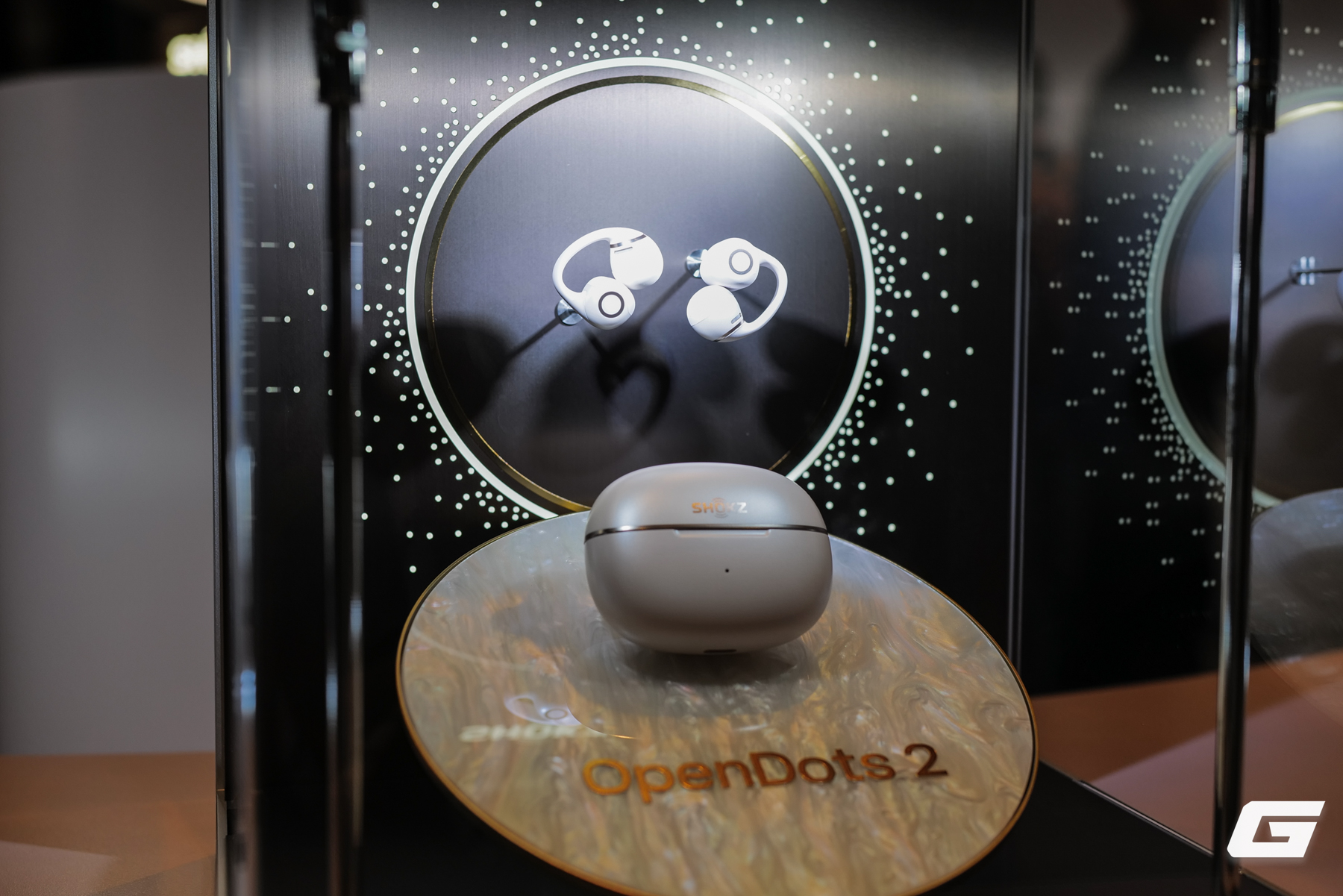 Gallery - Shokz OpenDots 2 ra mắt tại Việt Nam: Tai nghe kẹp tai tích hợp Dolby Audio, giá 5,99 triệu đồng - image 3