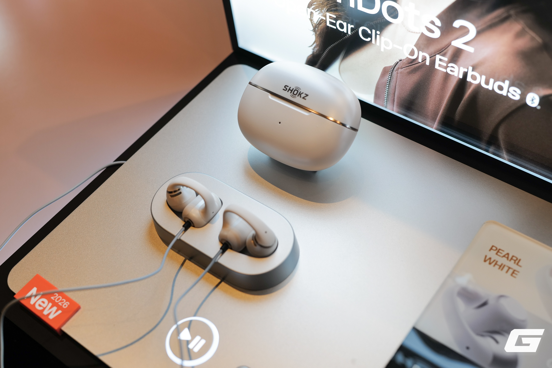 Gallery - Shokz OpenDots 2 ra mắt tại Việt Nam: Tai nghe kẹp tai tích hợp Dolby Audio, giá 5,99 triệu đồng - image 6