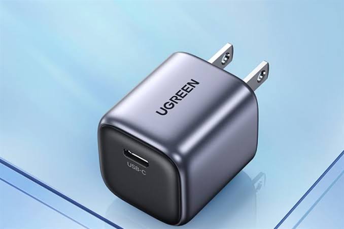 Canh sale 8/8: Ugreen, Anker, Baseus và OPPO đồng loạt giảm giá, nhiều món đáng chốt đơn - Ảnh 1.