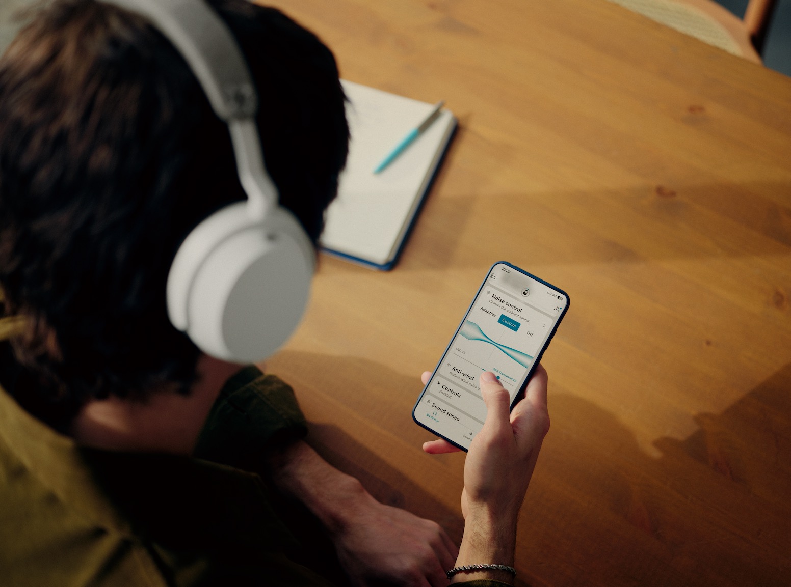 Sennheiser MOMENTUM 5 Wireless ra mắt tại Việt Nam, gi&aacute; 12,49 triệu đồng- Ảnh 3.