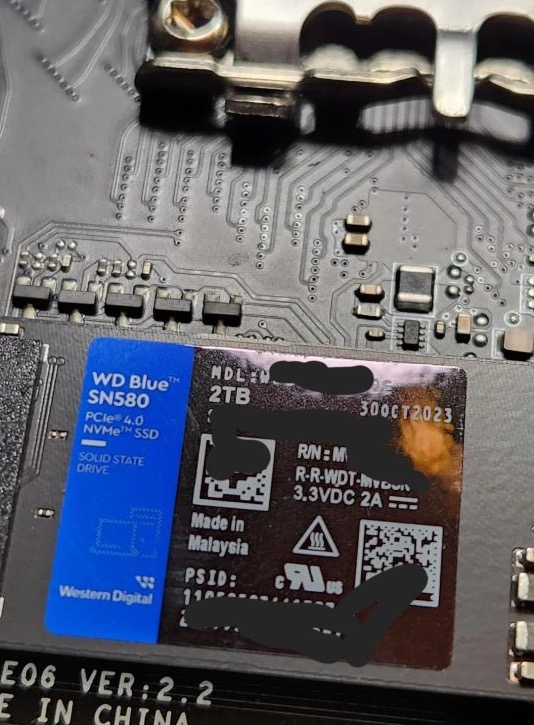 Mua mainboard hỏng gi&aacute; 20 USD tr&ecirc;n eBay, người d&ugrave;ng nhận "m&oacute;n qu&agrave;" kh&oacute; tin khi cắm điện - Ảnh 1.