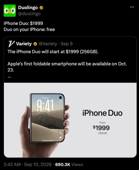 iPhone Duo vừa ra mắt, cả c&otilde;i mạng đ&atilde; &ldquo;gập&rdquo; theo - Ảnh 6.