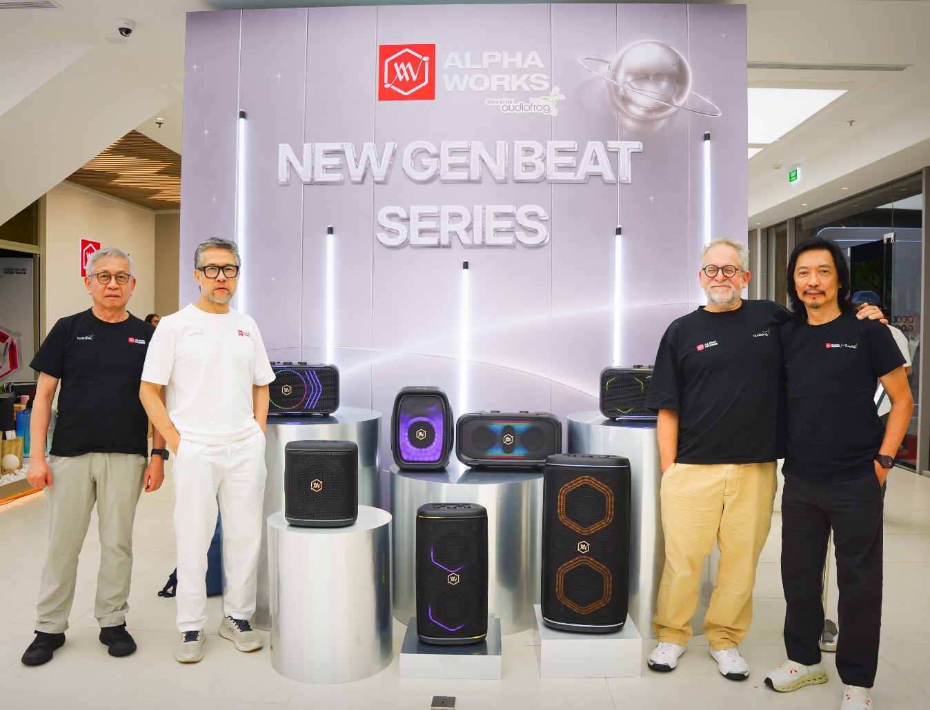 Alpha Works mở showroom đầu tiên tại TP.HCM, giới thiệu loạt sản phẩm âm thanh và thiết bị đeo mới cho năm 2026 - Ảnh 6.