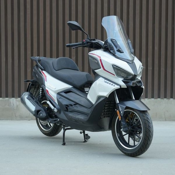 250cc, ABS, TCS, radar nhưng gi&aacute; hơn 58 triệu đồng: Chiếc xe n&agrave;y đang khuấy đảo thị trường?- Ảnh 1.