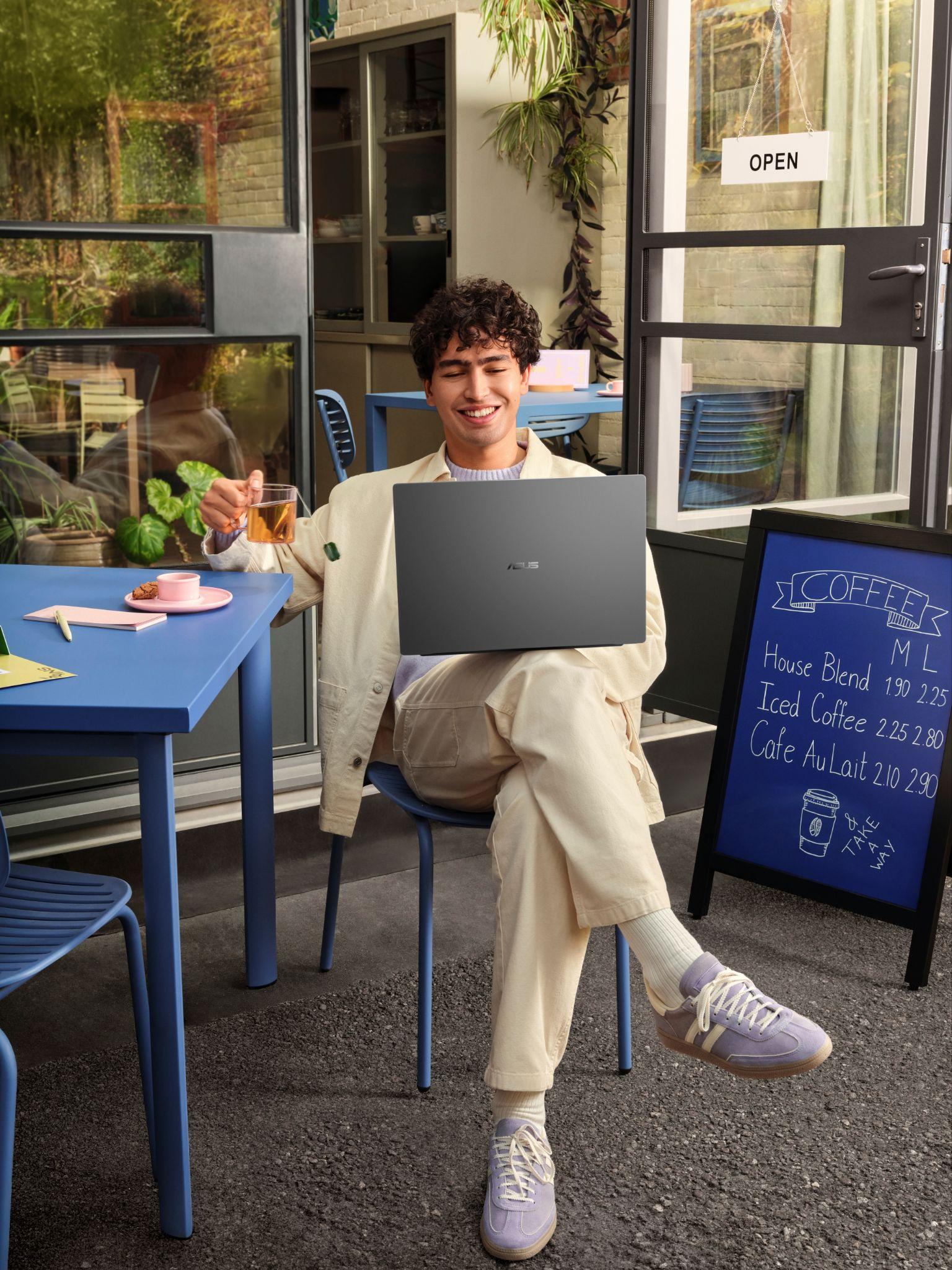 Laptop ngày càng mạnh, nhưng người trẻ lại cần mang theo ít hơn - Ảnh 5. Laptop ngày càng mạnh, nhưng người trẻ lại cần mang theo ít hơn - Ảnh 5.