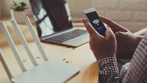 C&ocirc;ng an ph&aacute;t th&ocirc;ng b&aacute;o n&oacute;ng tới to&agrave;n bộ người d&acirc;n đang bật WiFi 24/24 - Ảnh 1.