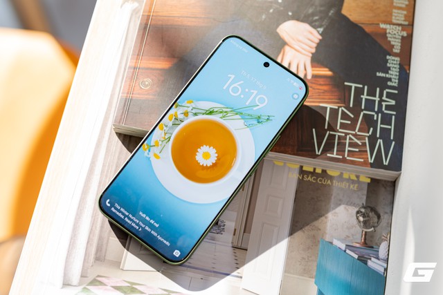 Tr&ecirc;n tay vivo V80 Lite 5G: Pin &ldquo;khủng&rdquo; 10.000 mAh nhưng th&acirc;n m&aacute;y vẫn đẹp, gọn g&agrave;ng hơn tưởng tượng- Ảnh 15.