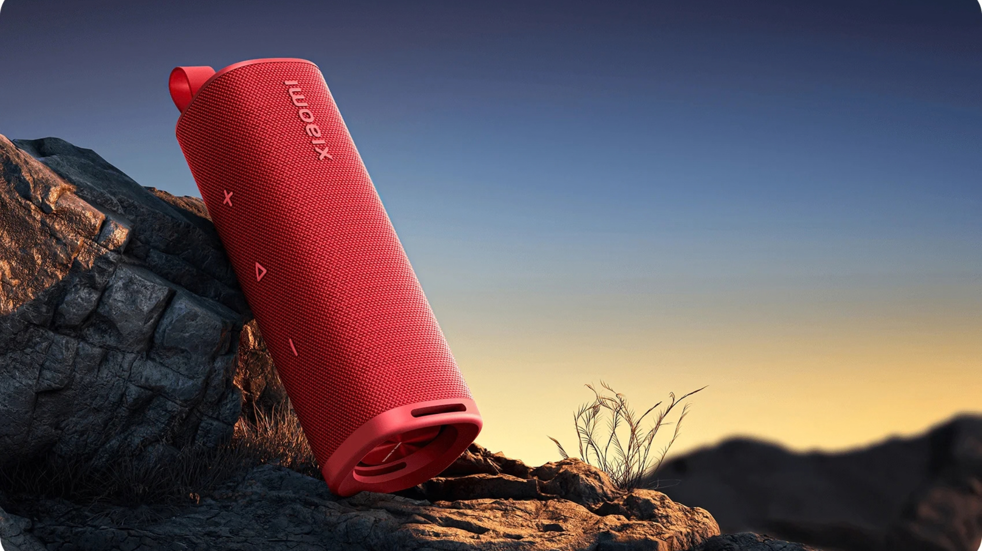 Xiaomi Sound Outdoor hay Sound Play: chọn loa mạnh 30W hay đ&egrave;n LED chill? - Ảnh 2.