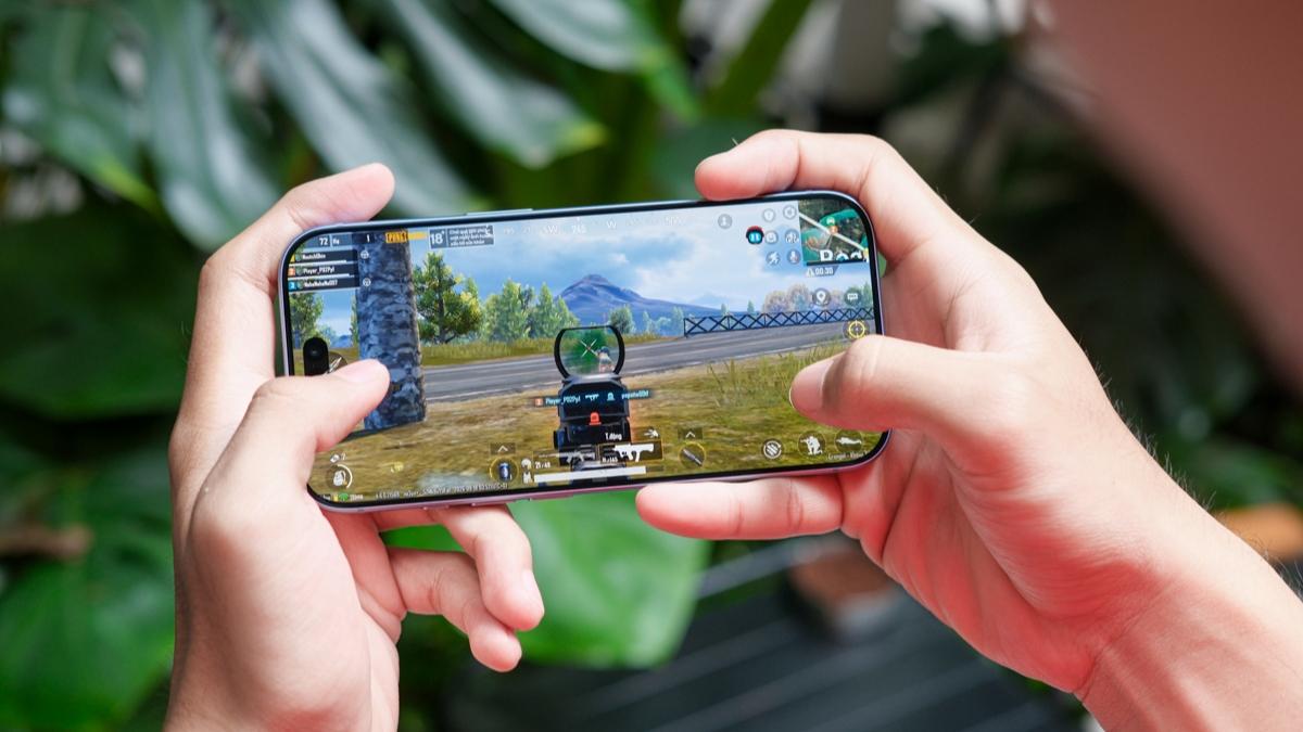&rlm;Từ bỏ sạc dự ph&ograve;ng: iPhone 18 Pro hay Pro Max đủ pin cho người kh&ocirc;ng chơi game?&rlm; - Ảnh 4.