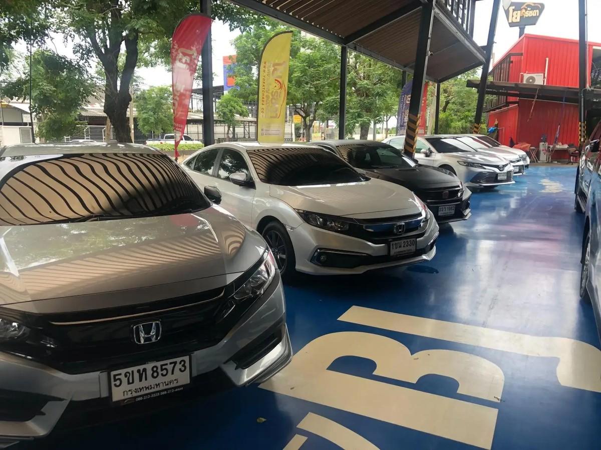 B&atilde;i xe cũ Th&aacute;i Lan k&eacute;n xe điện Trung Quốc: sau 4 năm, một mẫu b&aacute;n chạy chỉ c&ograve;n khoảng một phần tư gi&aacute; trị- Ảnh 2.