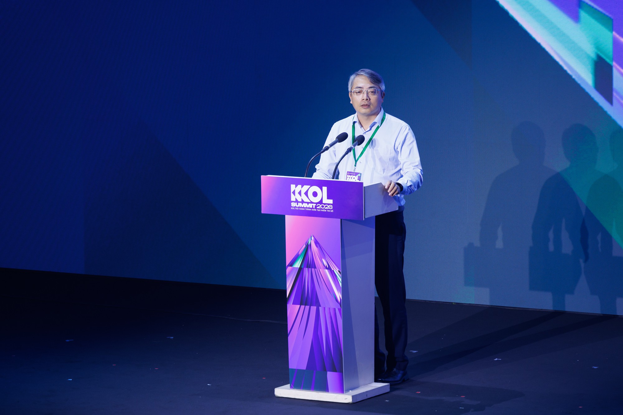 KOL Summit 2026: 34 CLB Niềm tin số v&agrave; 1.500 kh&aacute;ch mời k&yacute; cam kết đồng h&agrave;nh kiến tạo niềm tin số - Ảnh 13.