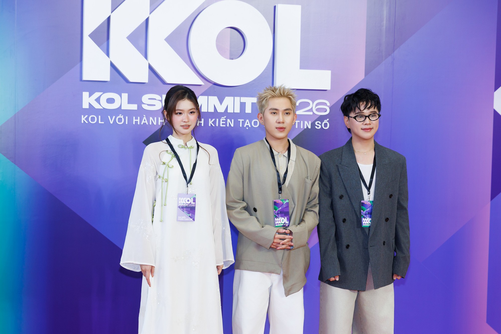 KOL Summit 2026: 34 CLB Niềm tin số v&agrave; 1.500 kh&aacute;ch mời k&yacute; cam kết đồng h&agrave;nh kiến tạo niềm tin số - Ảnh 20.