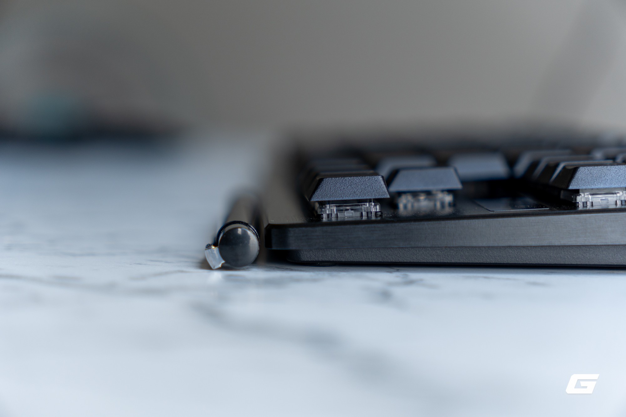 Tr&ecirc;n tay Razer Huntsman V3 Pro Low-profile TKL 8KHz: Razer đ&atilde; l&agrave;m điều chưa h&atilde;ng b&agrave;n ph&iacute;m n&agrave;o từng l&agrave;m - Ảnh 5.
