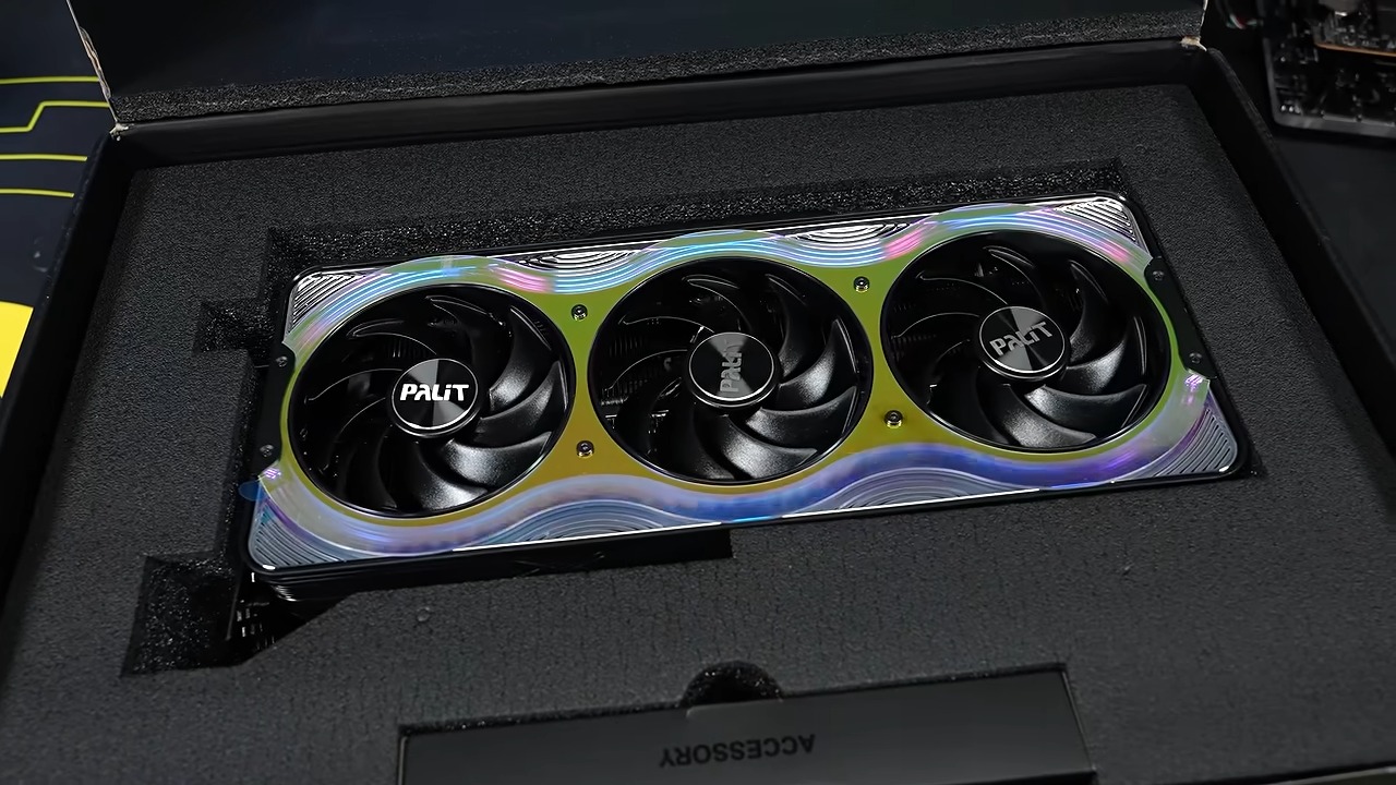 Chi 1.800 euro mua RTX 5090, game thủ nhận về chiếc card kh&ocirc;ng c&oacute; cả GPU lẫn bộ nhớ - Ảnh 2.