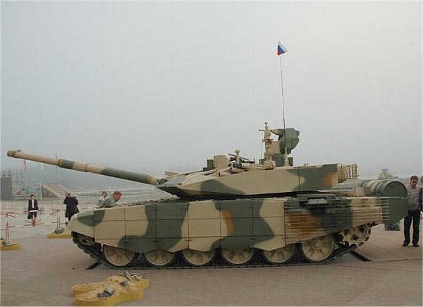 T-90 đang là mặt hàng xuất khẩu chủ lực của Nga nên việc mua được loại siêu tăng này là rất khả thi.