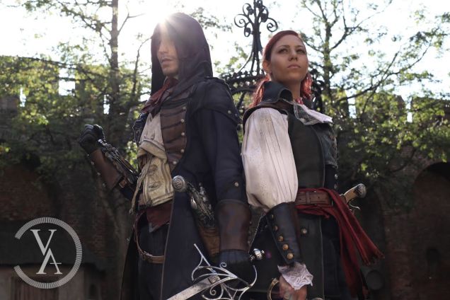 Xem cosplay Assassin's Creed: Unity chuẩn không cần chỉnh