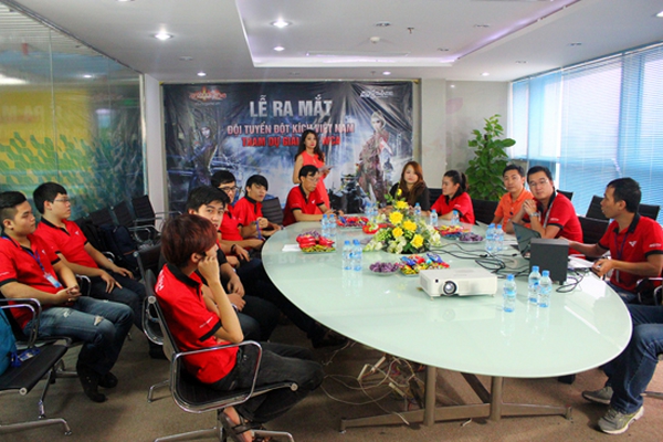 Lễ ra mắt đội tuyển Đột Kích Việt Nam tham dự WCA 2014