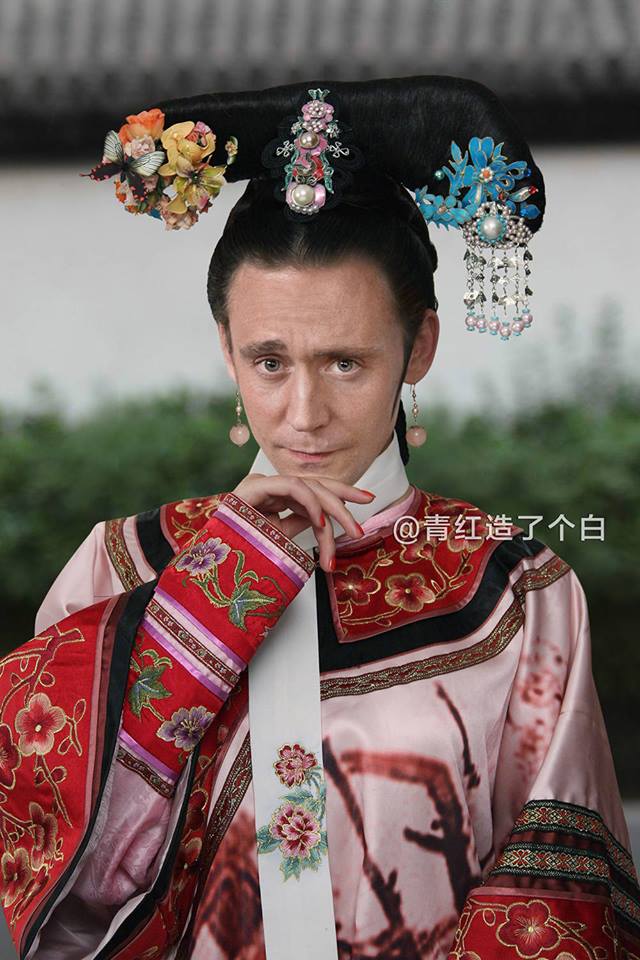 
Loki - Tom Hiddleston chắc chắn sẽ phù hợp với một vương phi thủ đoạn, âm mưu.
