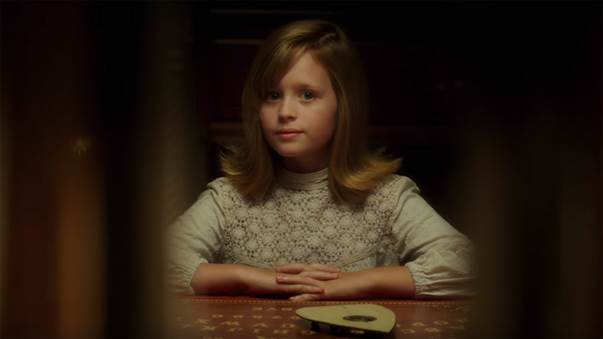 
Sao nhí Lulu Wilson đã có màn nhập vai cô bé bị quỷ ám cực kỳ ấn tượng trong Ouija: Origin of Evil
