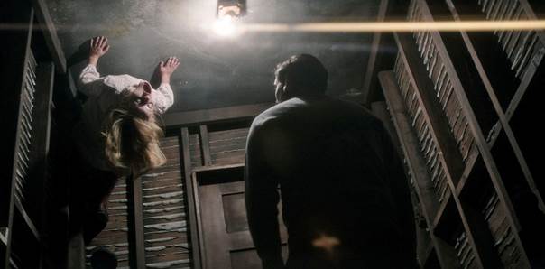 
Với những màn jump scare hiệu quả và những phân đoạn gây ám ảnh, Ouija: Origin of Evil chính là phim kinh dị đáng sợ nhất của mùa Halloween này.
