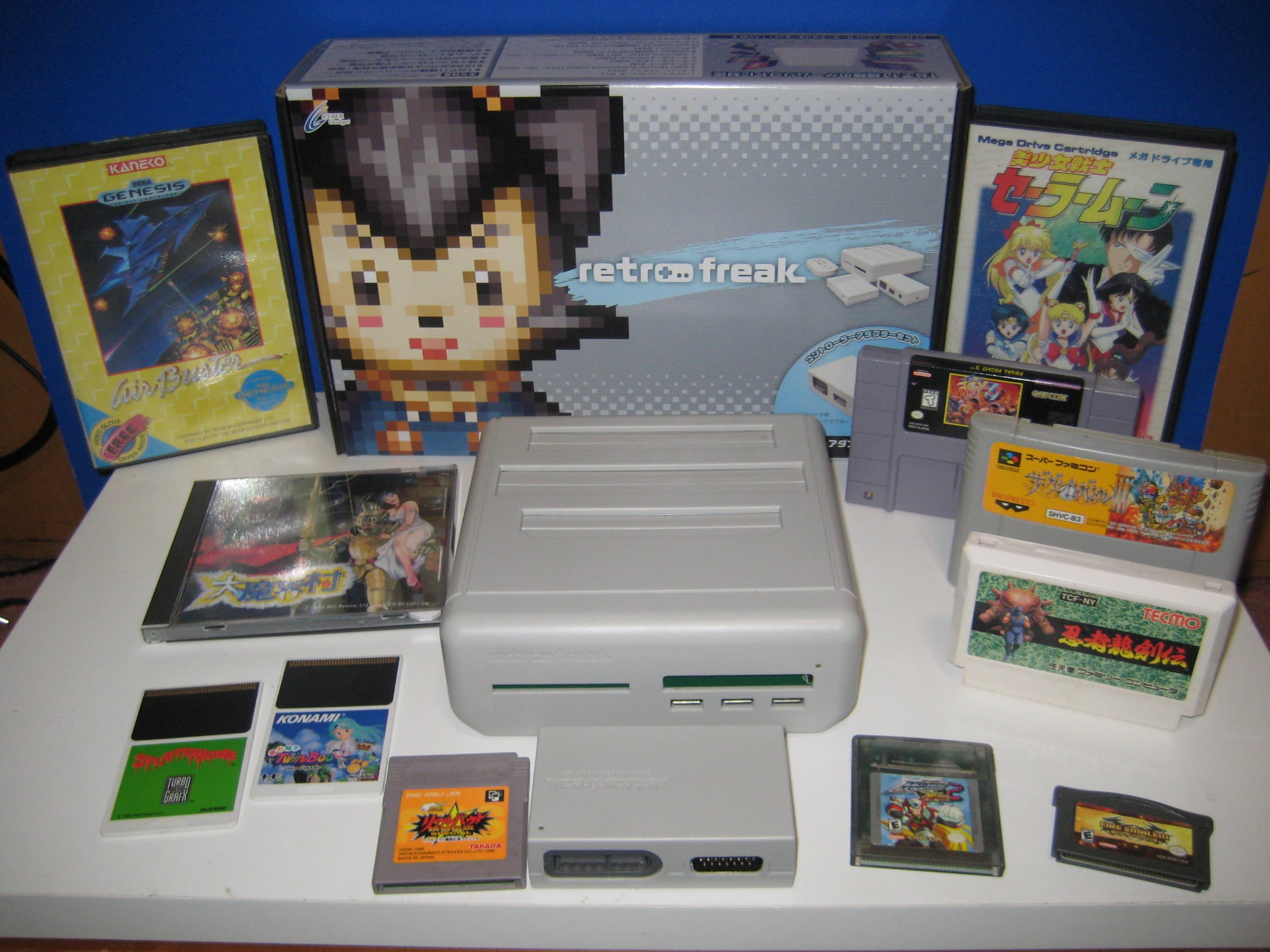 Nintendo sega ps1. Нинтендо Нинтендо Нинтендо сего. Пульт супер сега Нинтендо 64. Nintendo и Sega 3 поколение. Sega Nintendo.