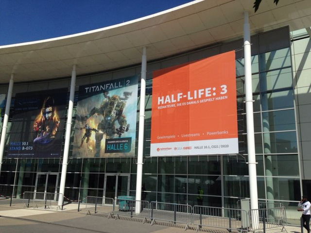 
Một tấm poster từng khiến nhiều game thủ giật mình lầm tưởng Half Life 3 sẽ xuất hiện tại Gamescom 2016.
