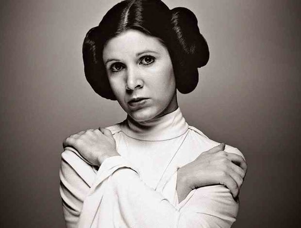 Cùng nhìn lại cuộc đời đầy biến động của Công chúa Leia Carrie Fisher - Ảnh 1.