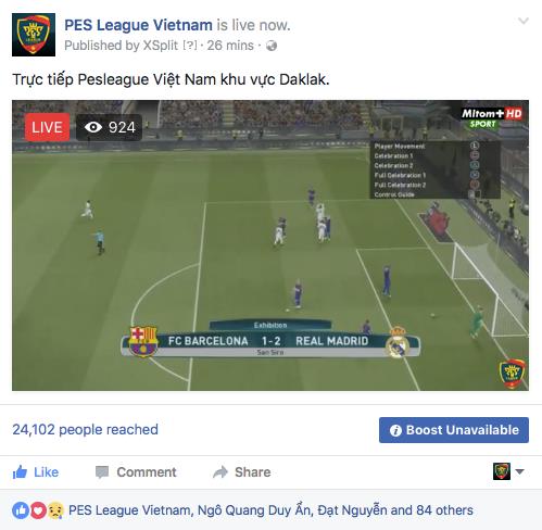 
Có khoảng gần 1000 người xem cùng lúc trên live stream của Facebook.
