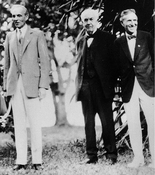 
Thomas Edison, Henry Ford và Harvey Firestone
