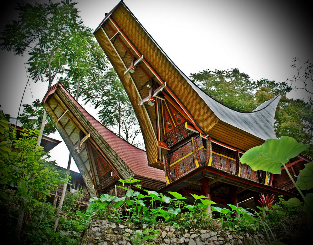 Ngắm nhà sàn Indonesia giống hệt hình vẽ trên trống đồng Việt