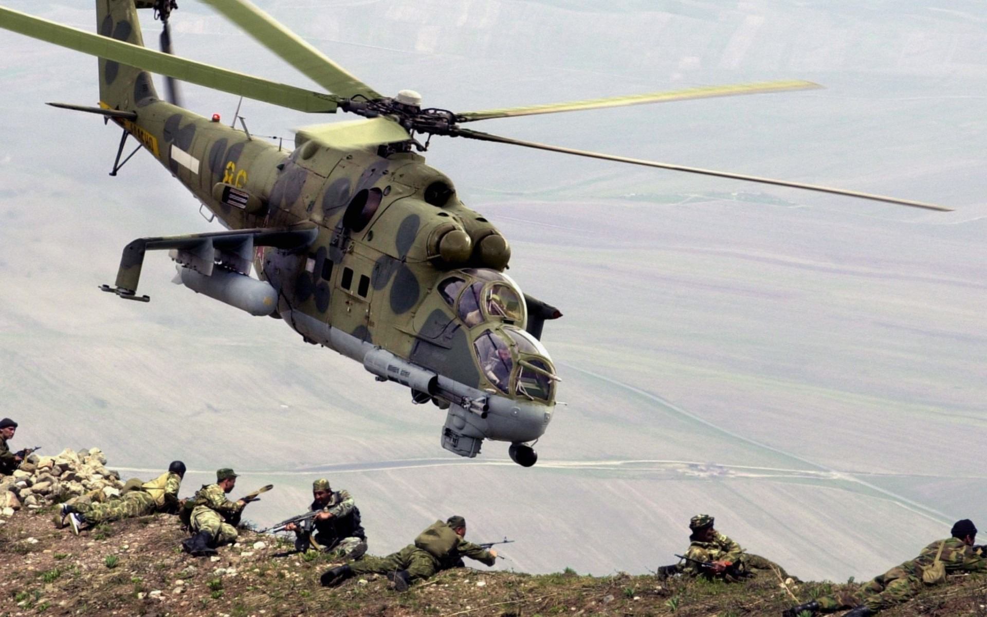 Xe tăng bay Liên Xô Mi-24 dù đã 50 tuổi nhưng vẫn khiến kẻ thù phải khiếp vía