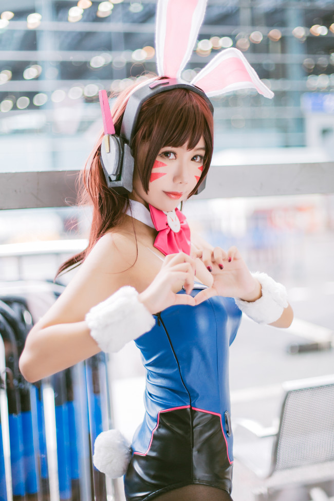 Bunny girl cosplay. Hana Bunny dva косплей. Косплей на е3. Косплей 3д 16+. Косплей на 8 марта.