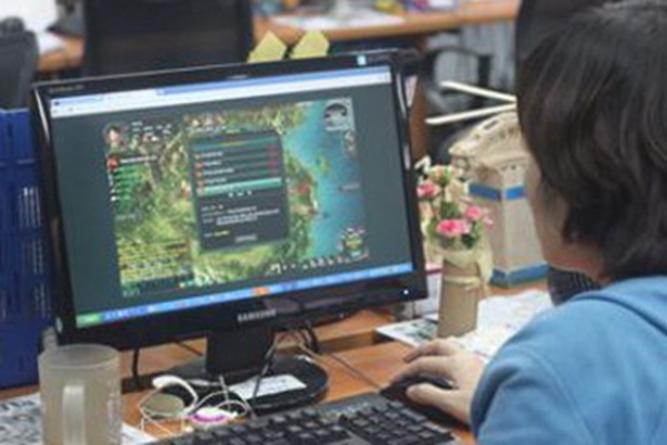 
Chuyện lạ: Công ty Trung Quốc cấm nhân viên không được chơi game tại nhà riêng
