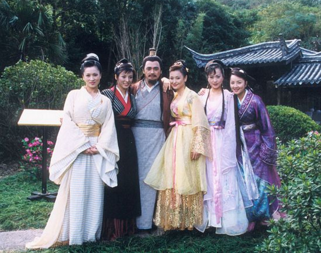 
Đoàn Chính Thuần - Nhân vật nổi tiếng với máu trăng hoa trong bối cảnh truyện kiếm hiệp Kim Dung, chỉ đứng sau mỗi Vi Tiểu Bảo.
