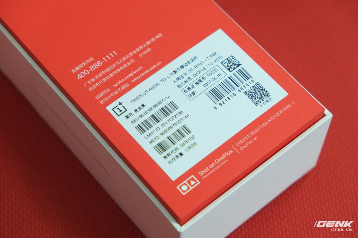 
Đằng sau là một số thông tin về máy. Đây OnePlus 5 này là phiên bản nội địa Trung Quốc với mã hiệu A5000
