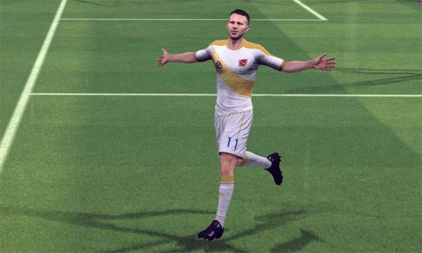 FIFA Online 3 - Ryan Giggs World Legend: Chiếc siêu xe của MU