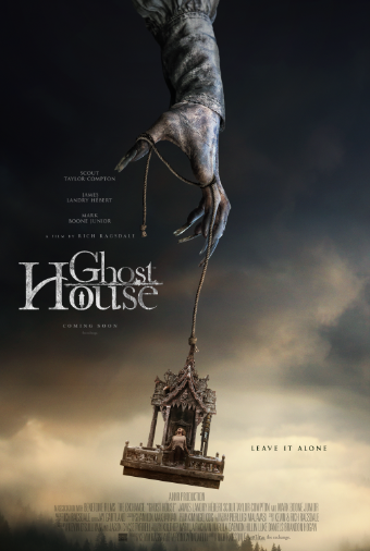 
Ghost House sẽ gợi cho khán giả nhớ tới “The Exorcist” hay “The Conjuring” hơn là “Friday The 13th” hay là “Saw”.
