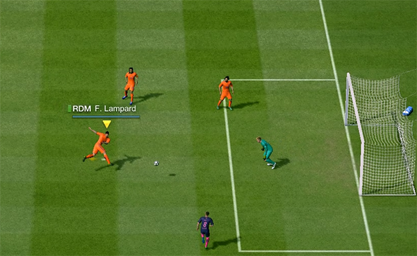 
Kỹ thuật bicycle kick trong FIFA Online 3.
