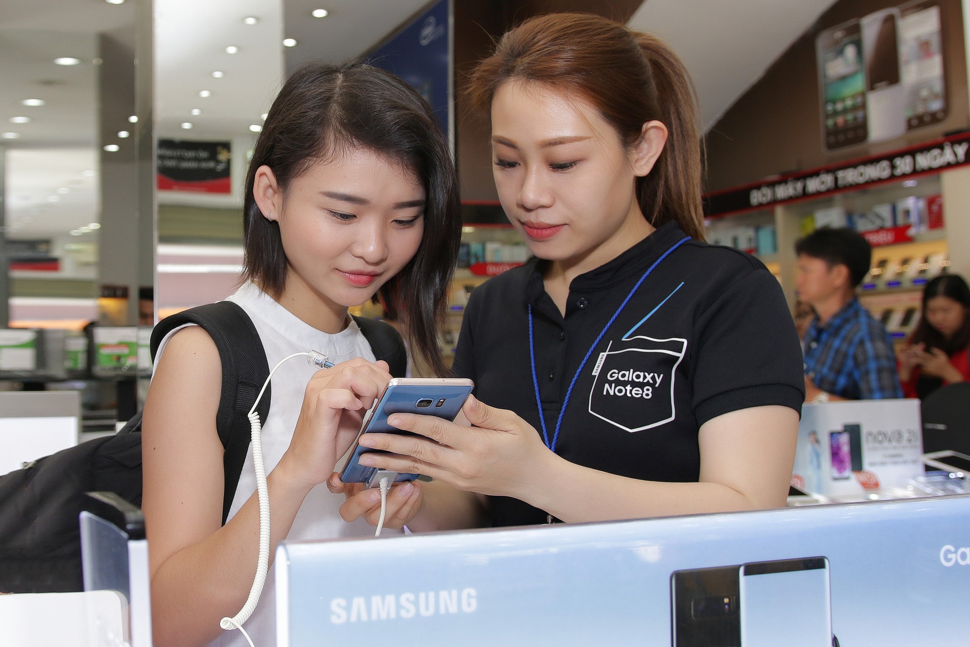 Galaxy Note FE đến tay người tiêu dùng Việt Nam: 20.000 đơn đặt hàng ...