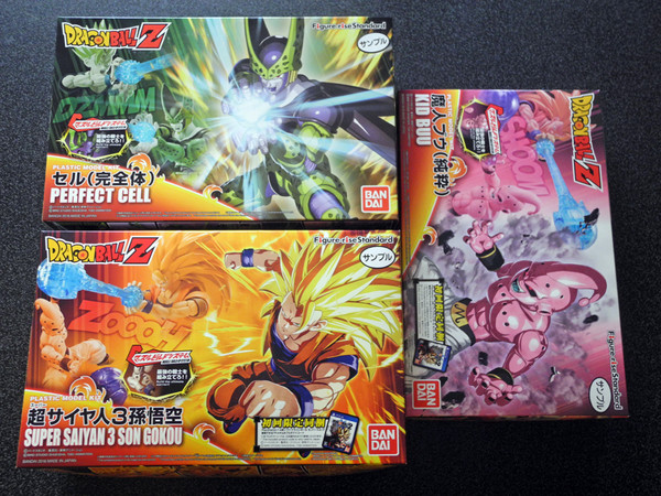 
Ba bộ Figure được đập hộp sẽ là Kid Buu, Cell và Son Goku.
